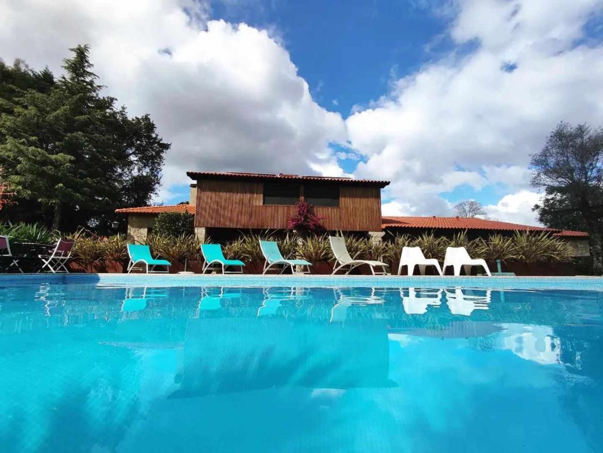 Casas Casal Do Carvalhal - Agroturismo Amares Ngoại thất bức ảnh